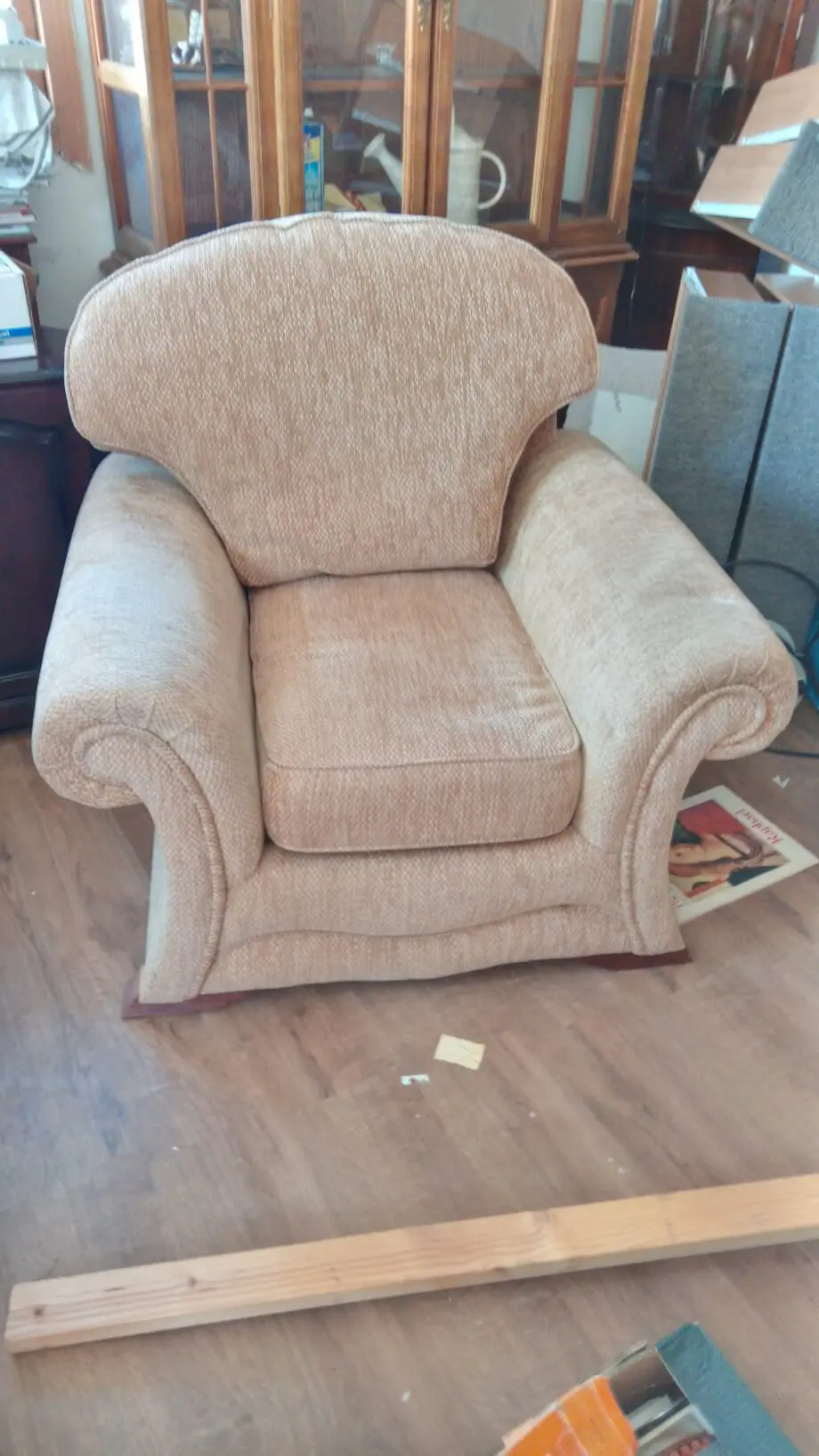 3 seater sofa & chair new been stored outside in log cabin and covered with sheets in immaculate condition