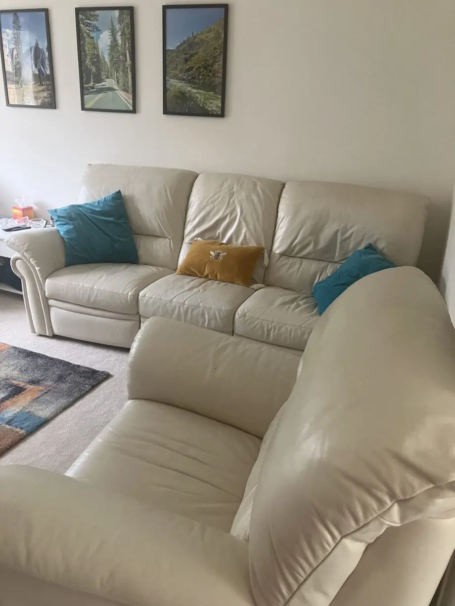 Cream faux leather 3 seater recliner sofa with 2 matching recliner armchairs