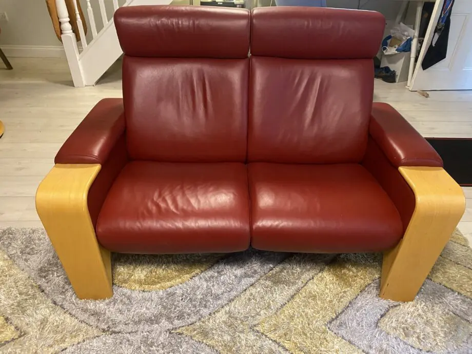 Ekornes Stressless mid-century set in red - reclining chair, footstool & 2-seat sofa