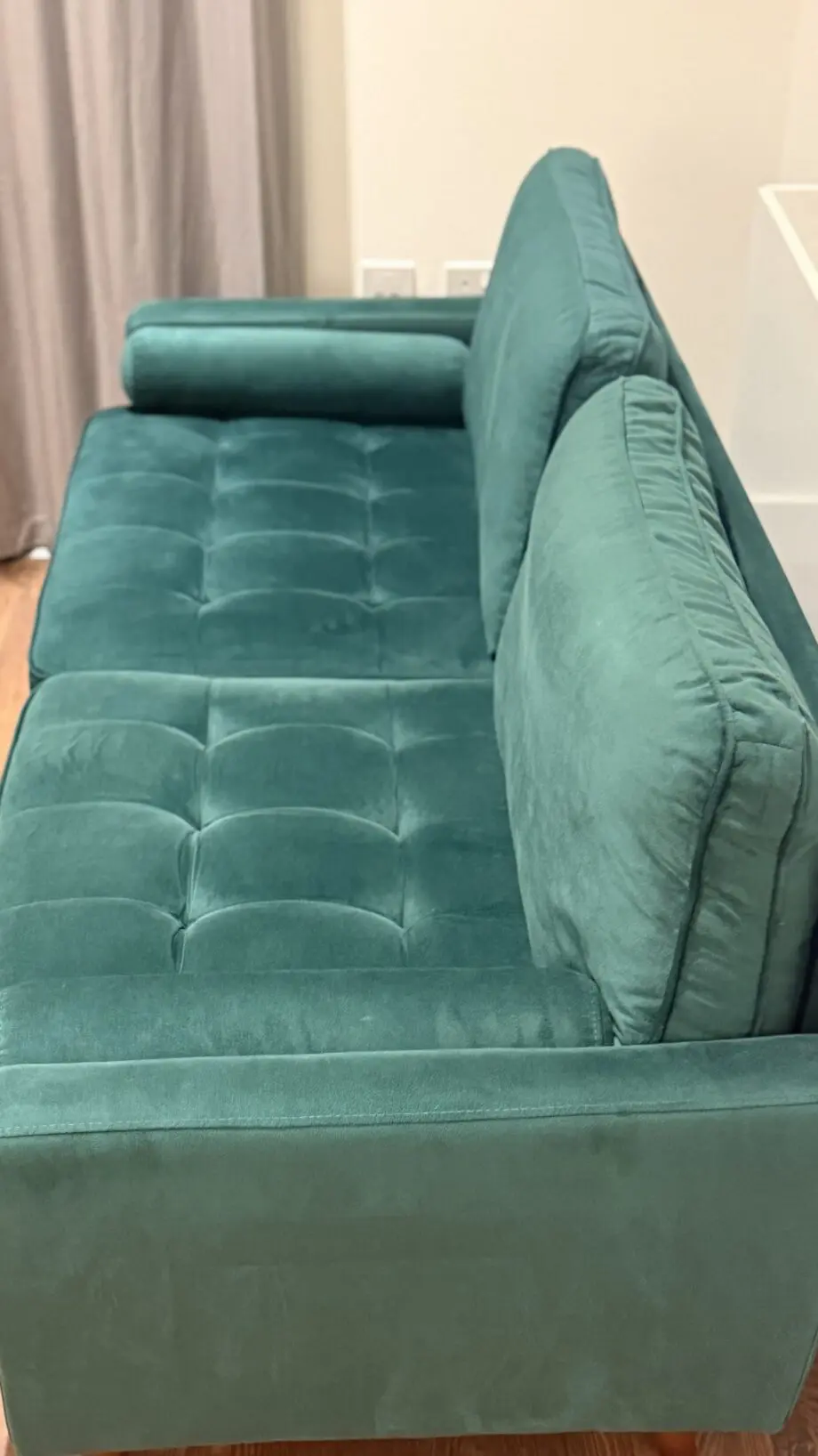 I bought it it from "the range" it's green in colour and the condition is 10/10
