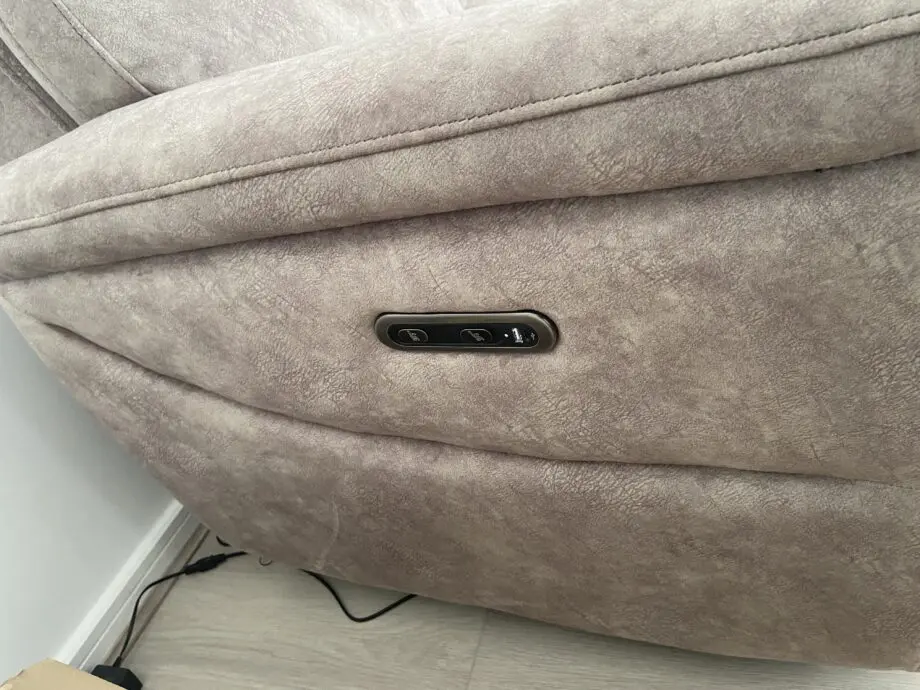 SCS Brand New Power recliner Sofa (Amesbury 3 Seater Power Recliner Sofa, LOURDES-STONE - Fabric)