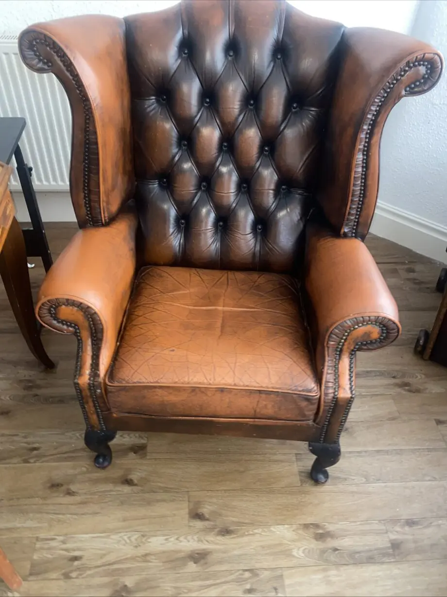 Chesterfield sofa & 2 chairs queen & club antique brown