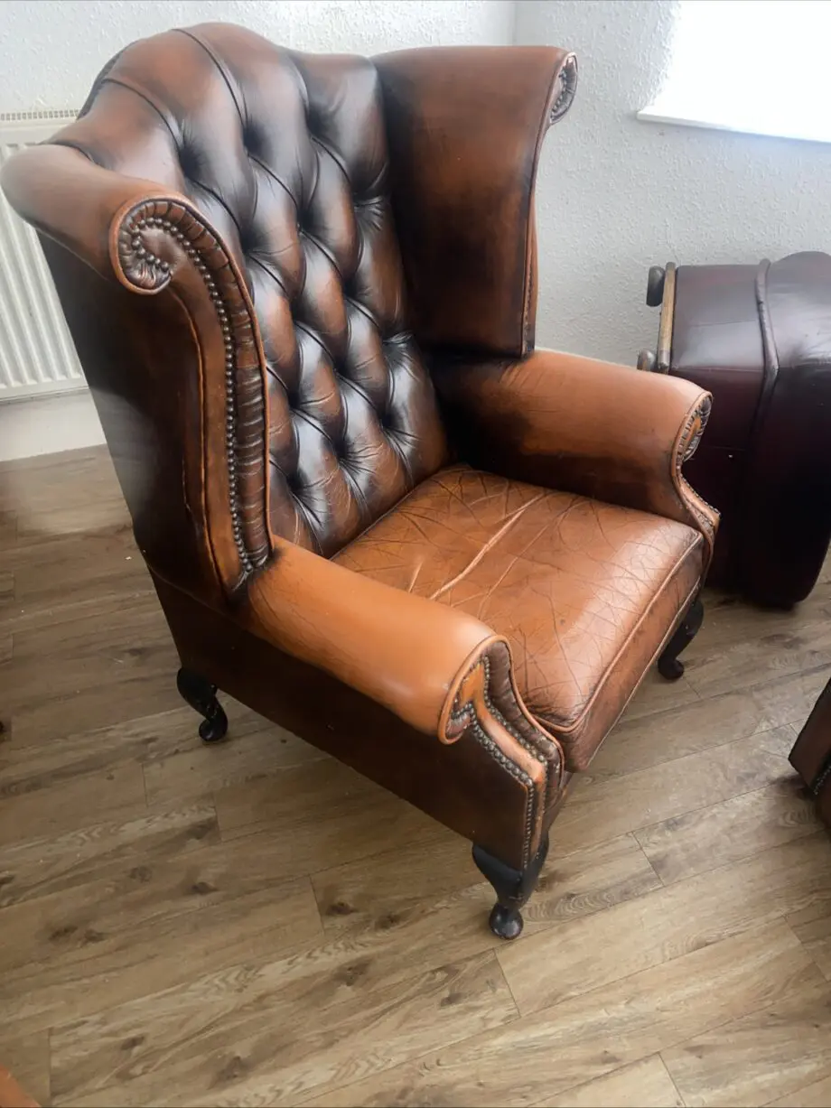 Chesterfield sofa & 2 chairs queen & club antique brown