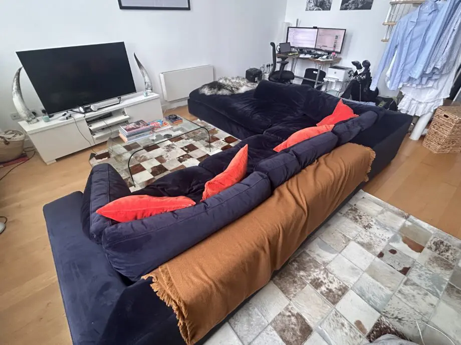 MADE Samona Navy blue L shaped sofa