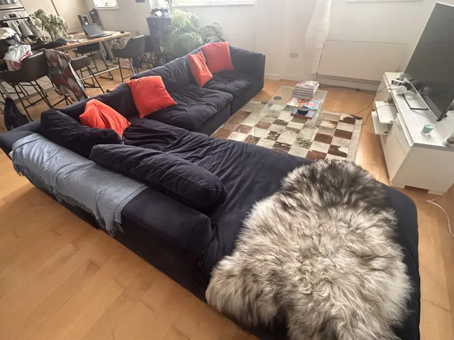 MADE Samona Navy blue L shaped sofa