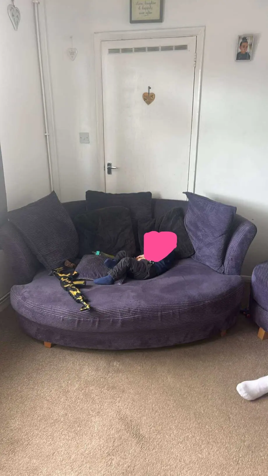 Corner sofa and large cuddle chair in purple