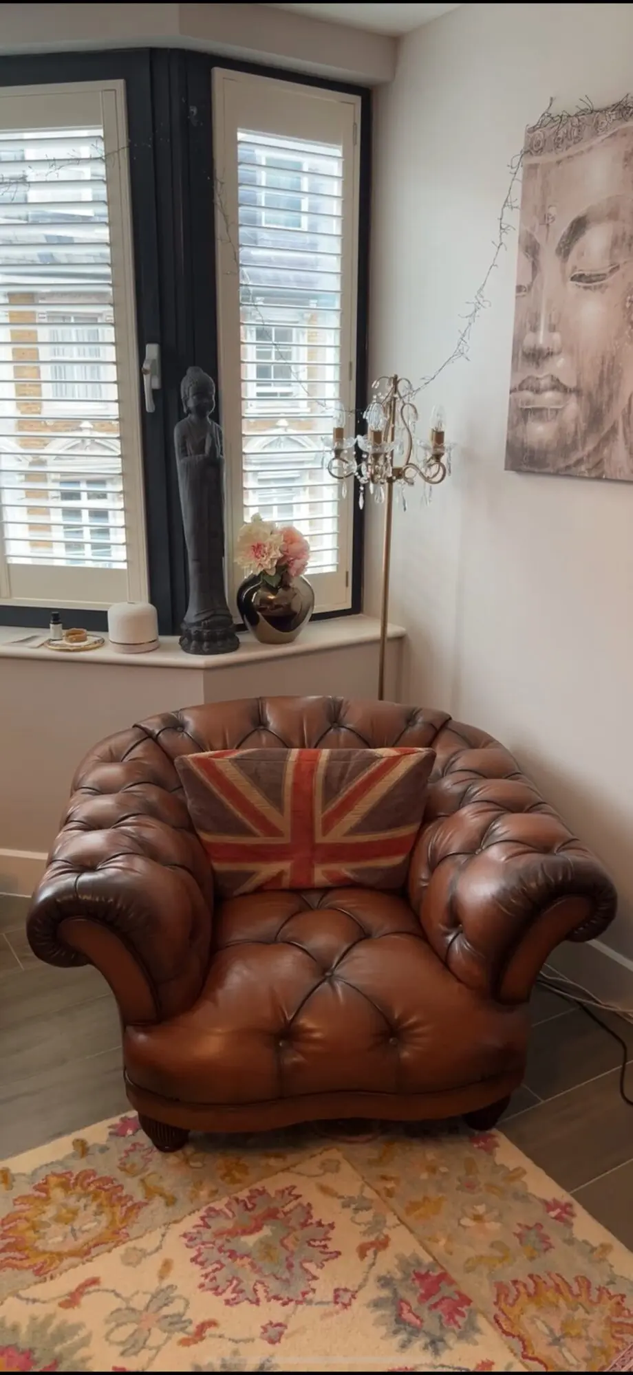 DFS Oskar Chesterfield Armchair - Tan Brown