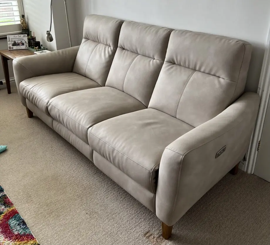 3-Seater Reclining Sofa & 2 Matching Recliner Armchairs – With USB Ports – Oak Furniture Land