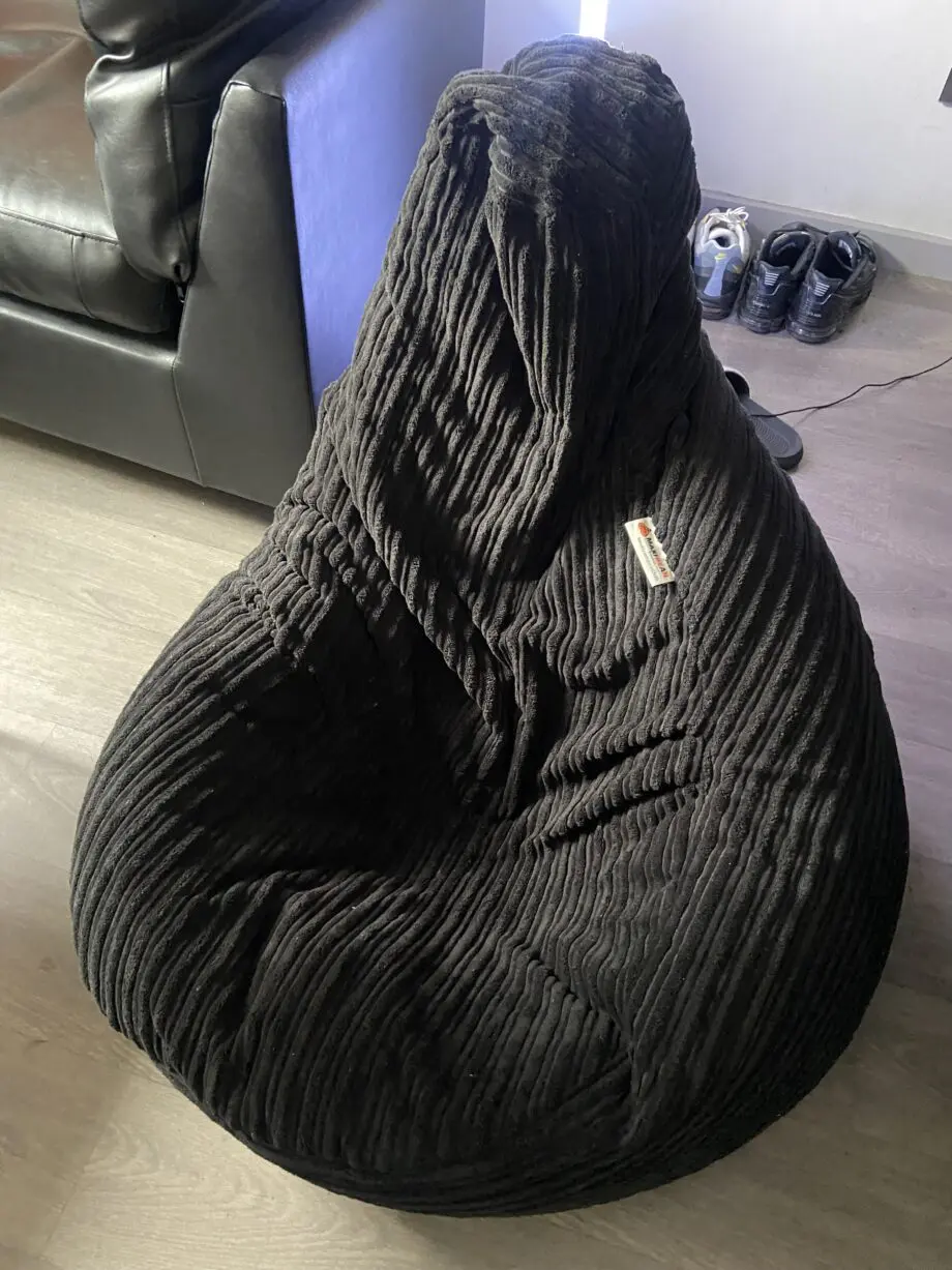 Black bean bag