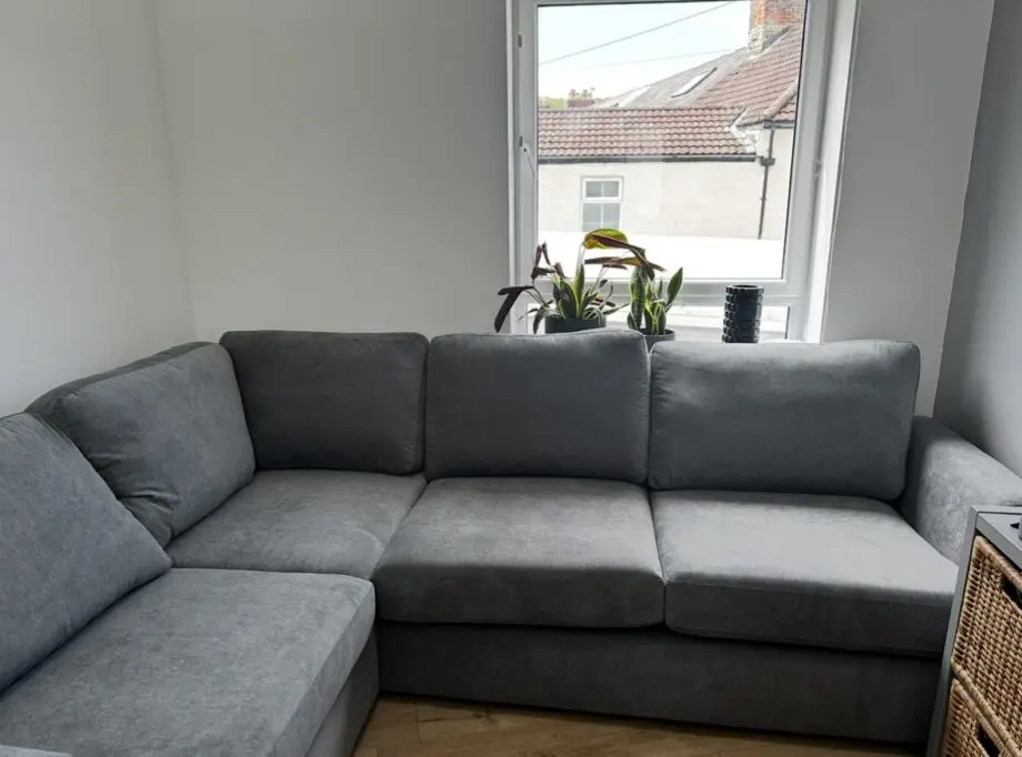 Freya Right Hand Facing Deluxe Corner Sofa Bed