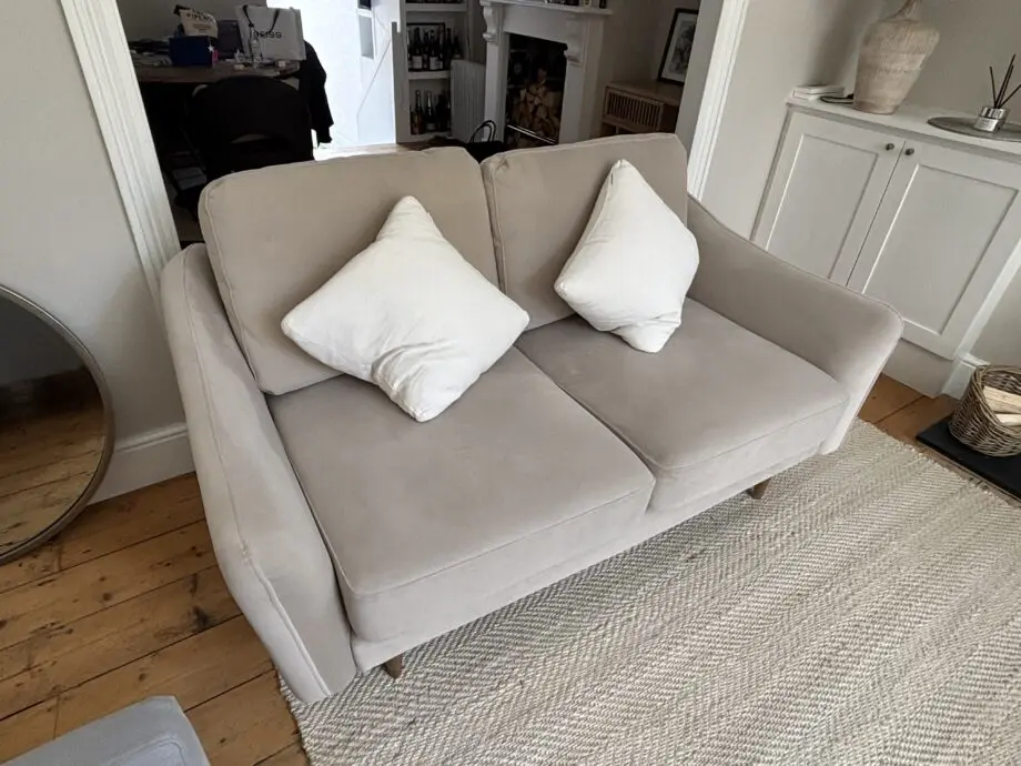 Dusty pink Snug Sofa