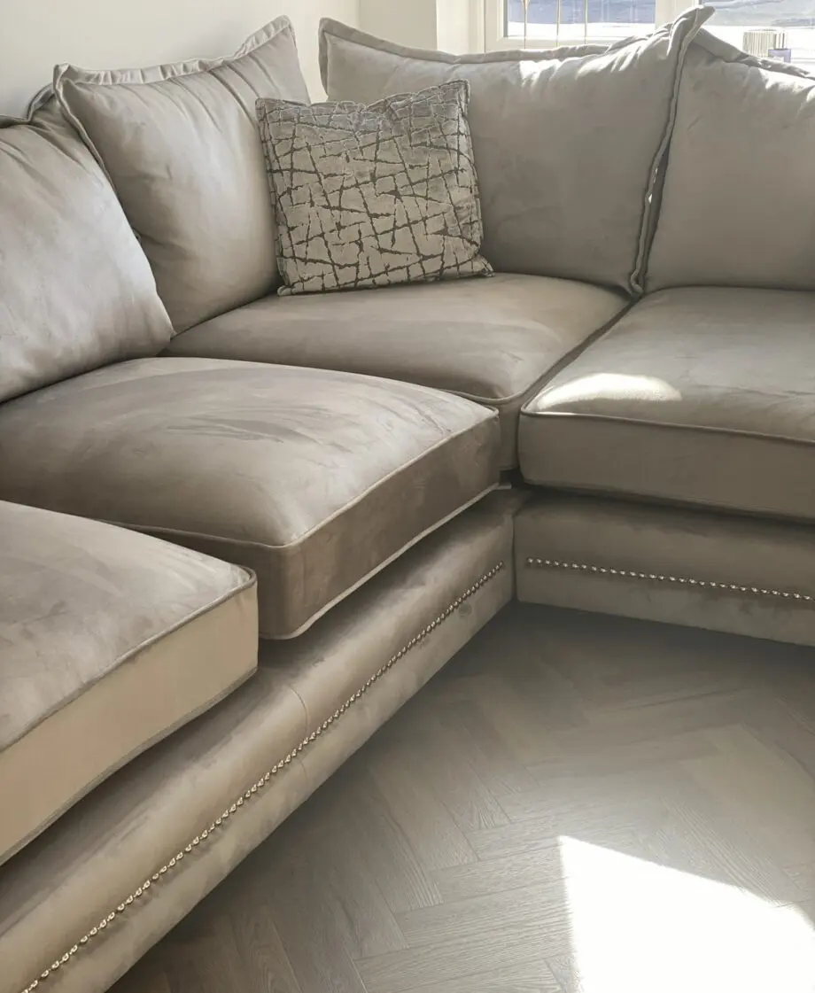 Griege/Taupe corner sofa