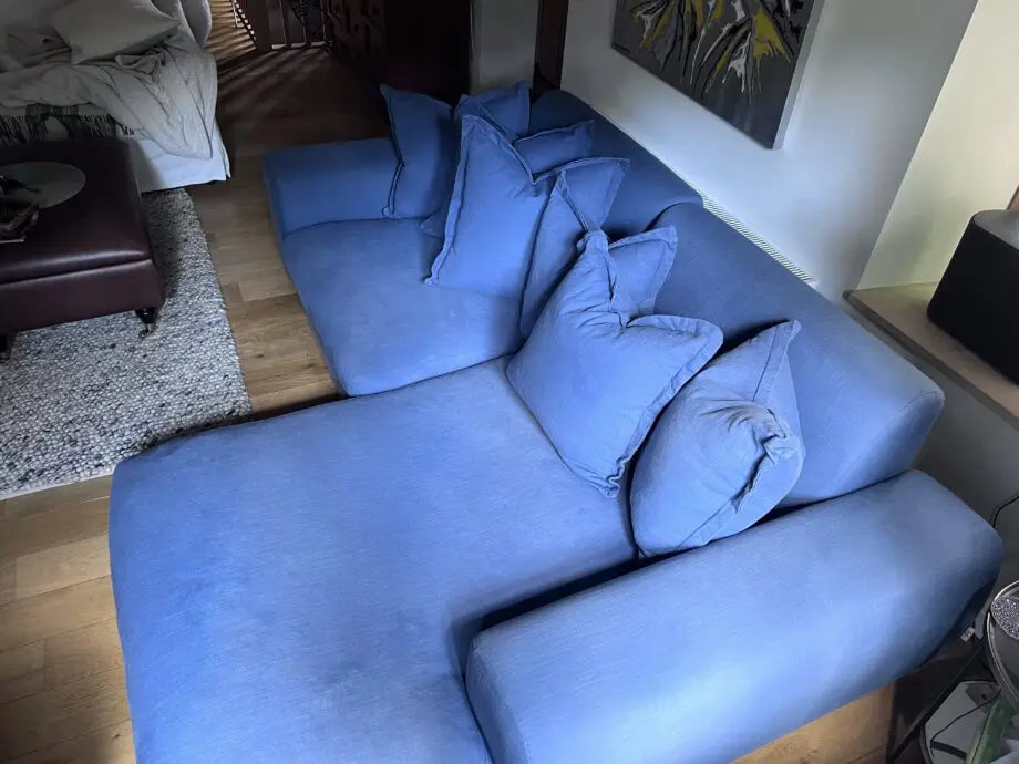 Loaf Medium Chaise Sofa (blue)