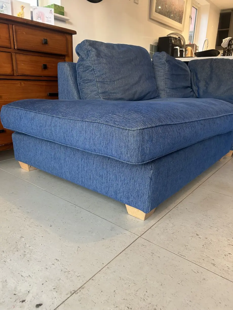 Blue L shaped corner sofa in great condition
