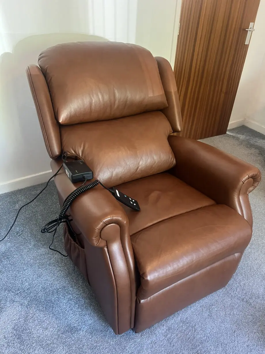 HSL Brown burrows leather relax