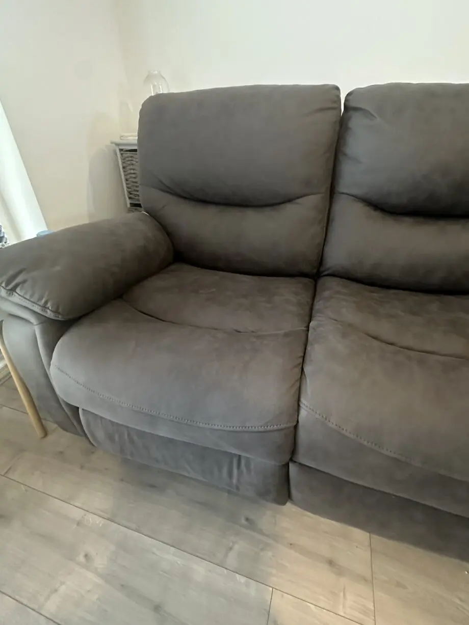 Idris corner sofa / electric recliner