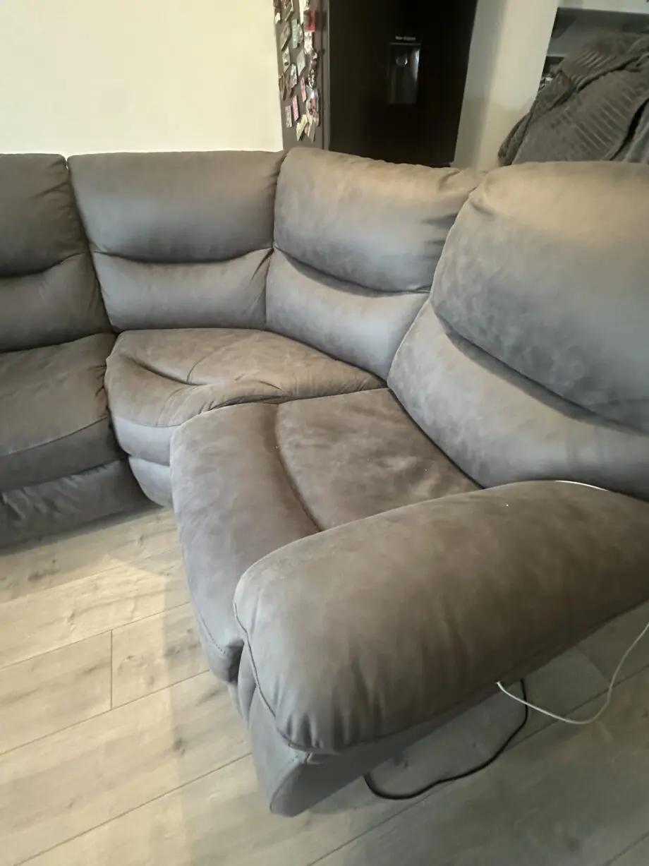 Idris corner sofa / electric recliner