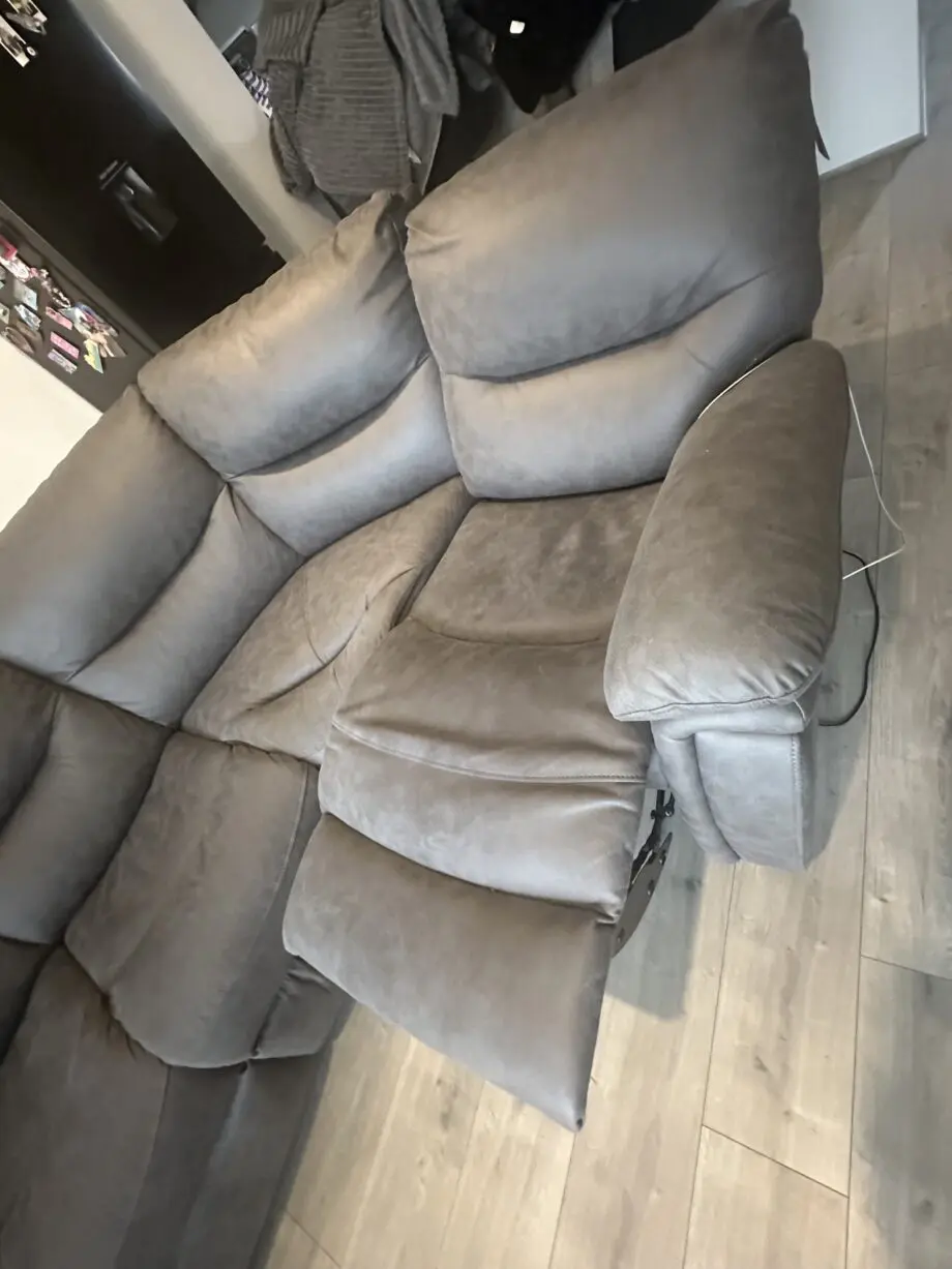 Idris corner sofa / electric recliner