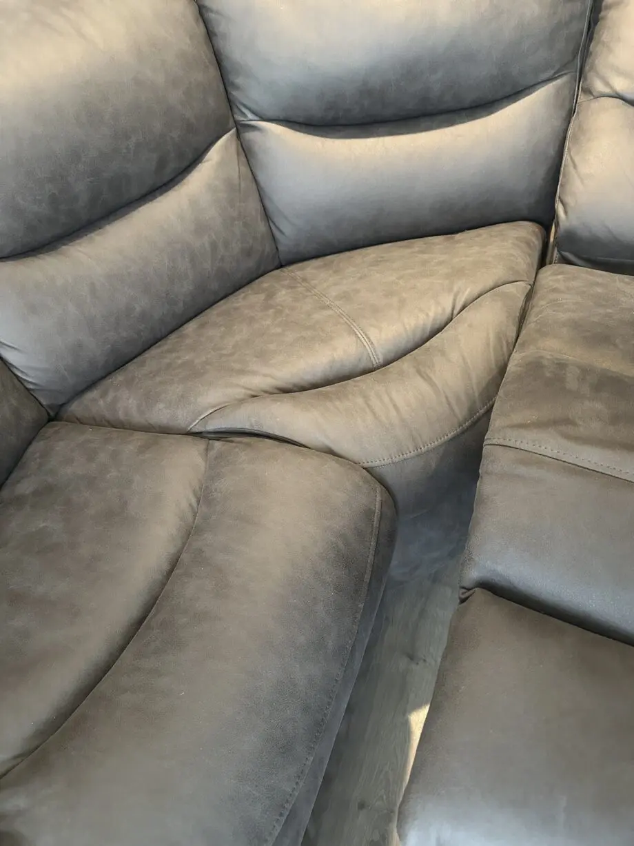 Idris corner sofa / electric recliner