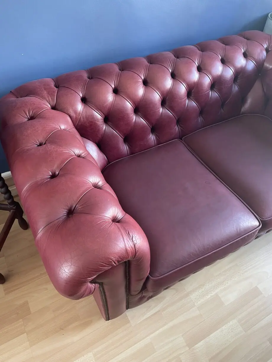 Saxons chesterfield leather maroon sofas