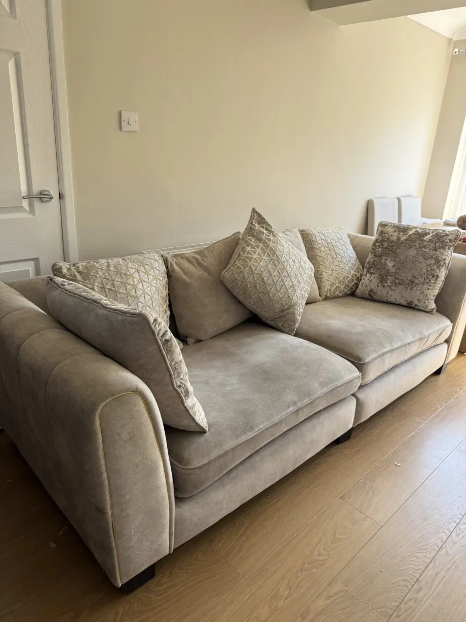 Furniture Village Ariana Scatter Back 4 Seater in Ivory Colour