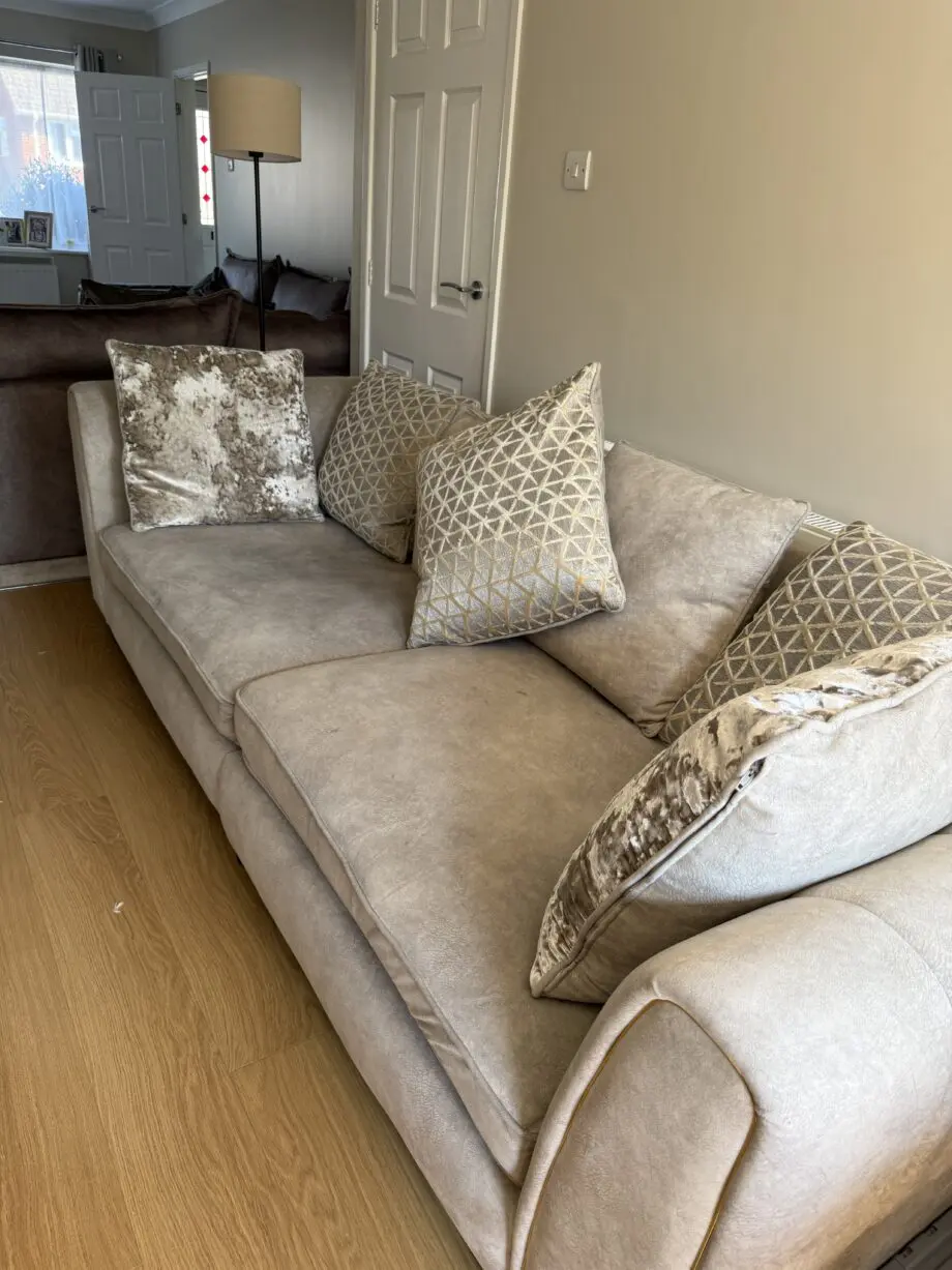 Furniture Village Ariana Scatter Back 4 Seater in Ivory Colour