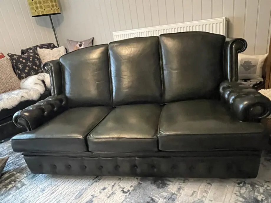 Quality traditional 3 piece suite green leather