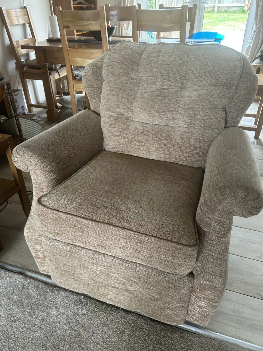 G Plan Fully Electric Lay-Flat Recliner Chair In Beige/Brown