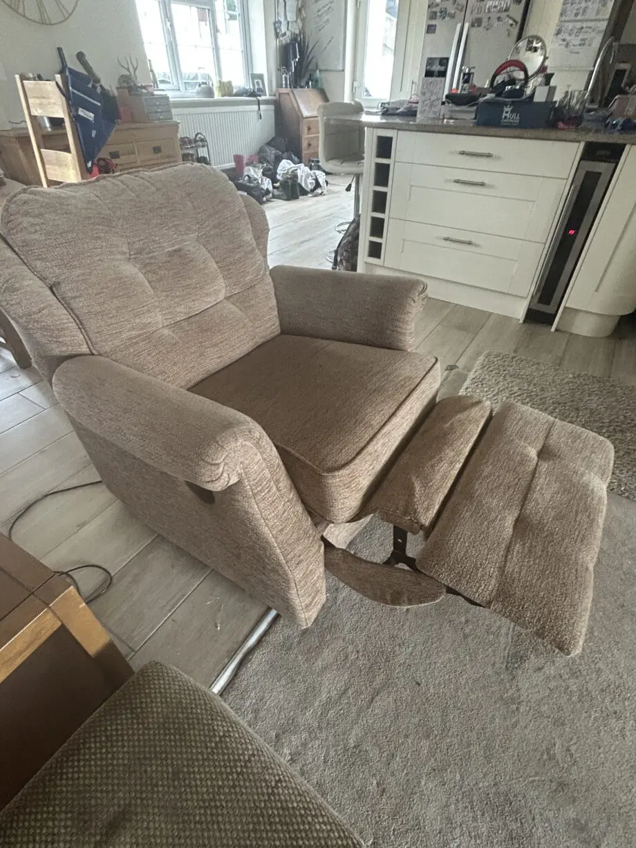 G Plan Fully Electric Lay-Flat Recliner Chair In Beige/Brown