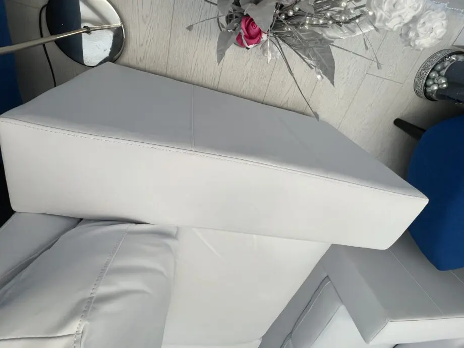 White faux leather 3 & 2 seater sofa set