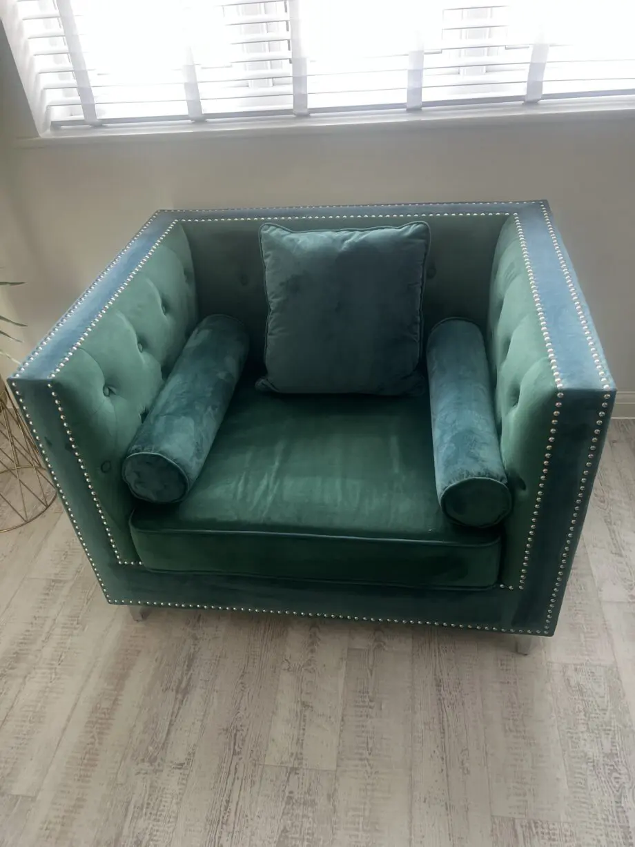 Chesterfield Green Velvet Sofa Set
