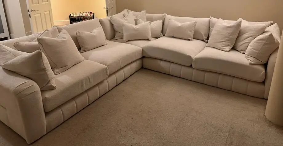Sofology – 6 Seater Sectional Sofa