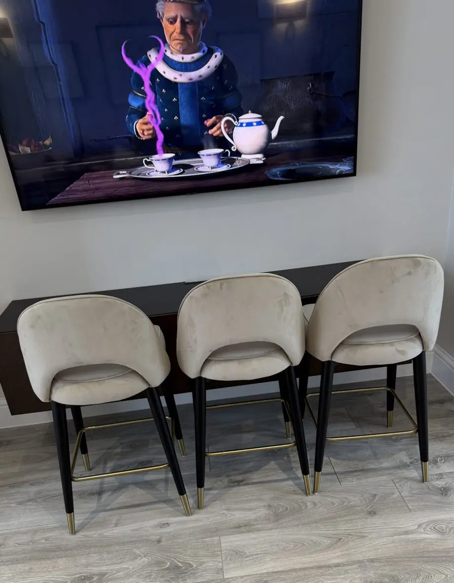 Danetti Champagne Velvet Clover Bar Stool