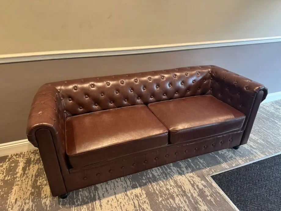very good condition Chesterfields