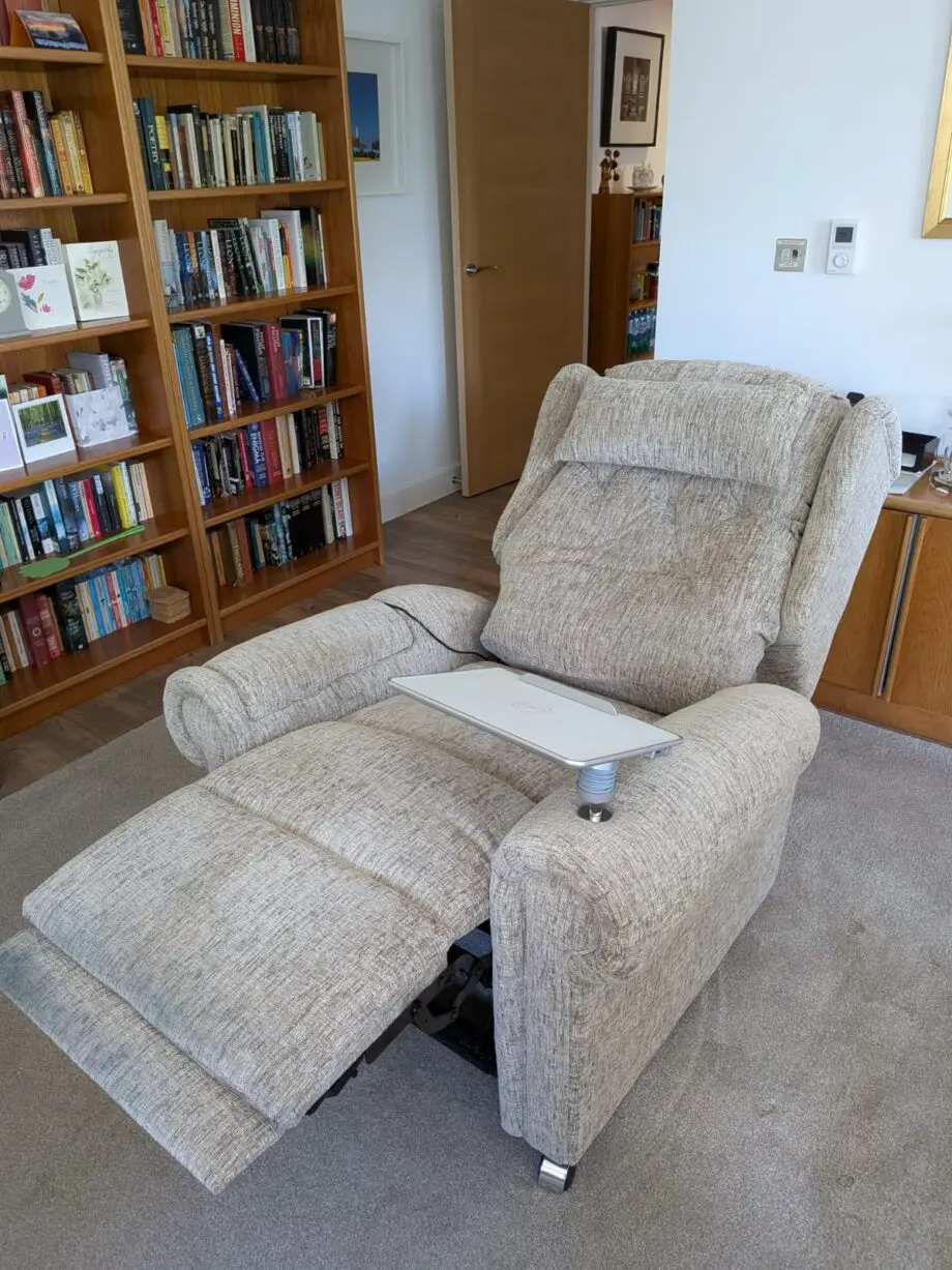 Willowbrook Hanbury riser recliner