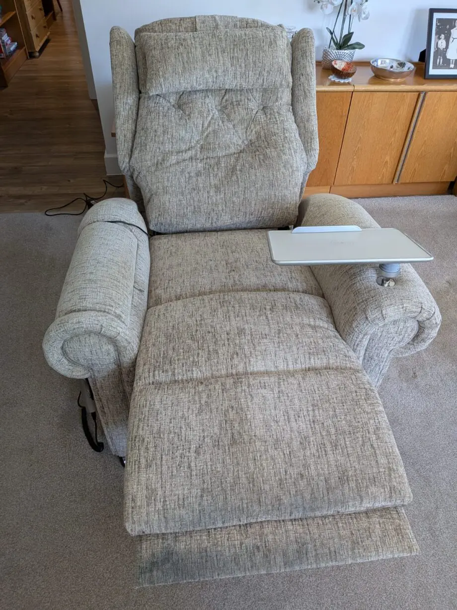 Willowbrook Hanbury riser recliner