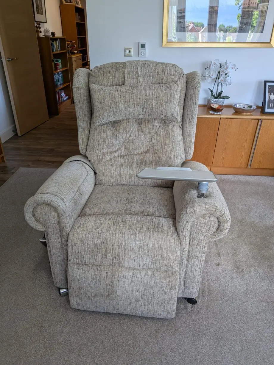 Willowbrook Hanbury riser recliner