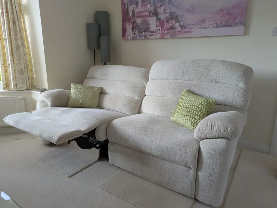 Furniture Village 3 Seater Electric Split Recliner Sofa