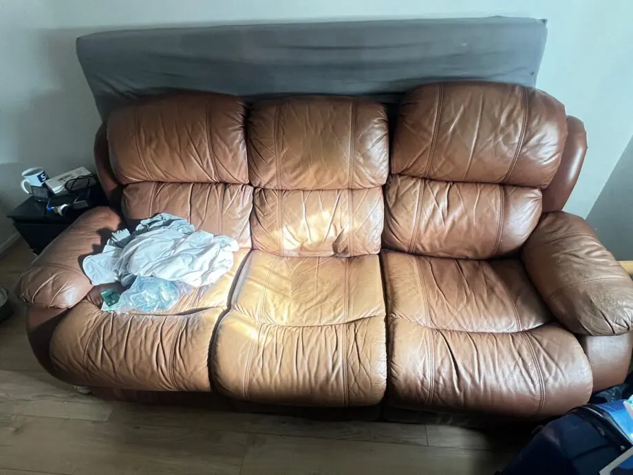 Brown leather 3seater sofa recliner