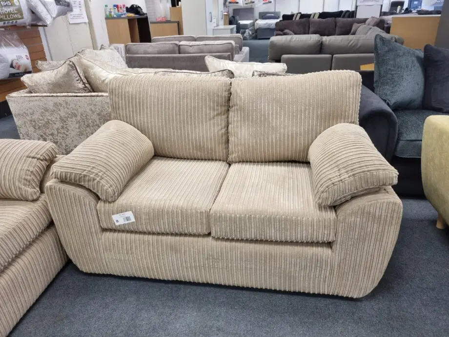 DFS High Back 3+2 Seater Sofa Couch ! 3x settee Sofa & 2x Settee Sofa