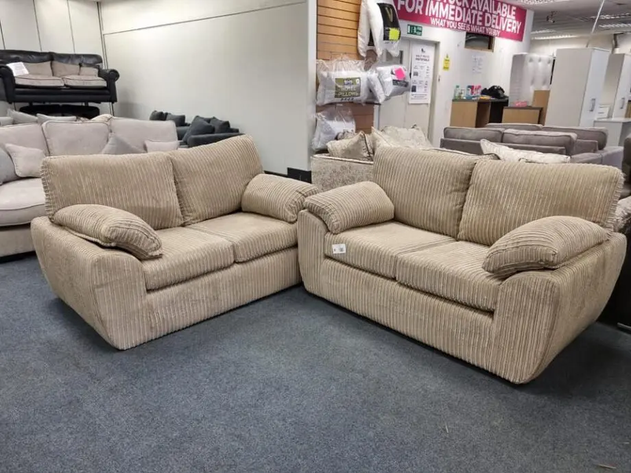 DFS High Back 3+2 Seater Sofa Couch ! 3x settee Sofa & 2x Settee Sofa