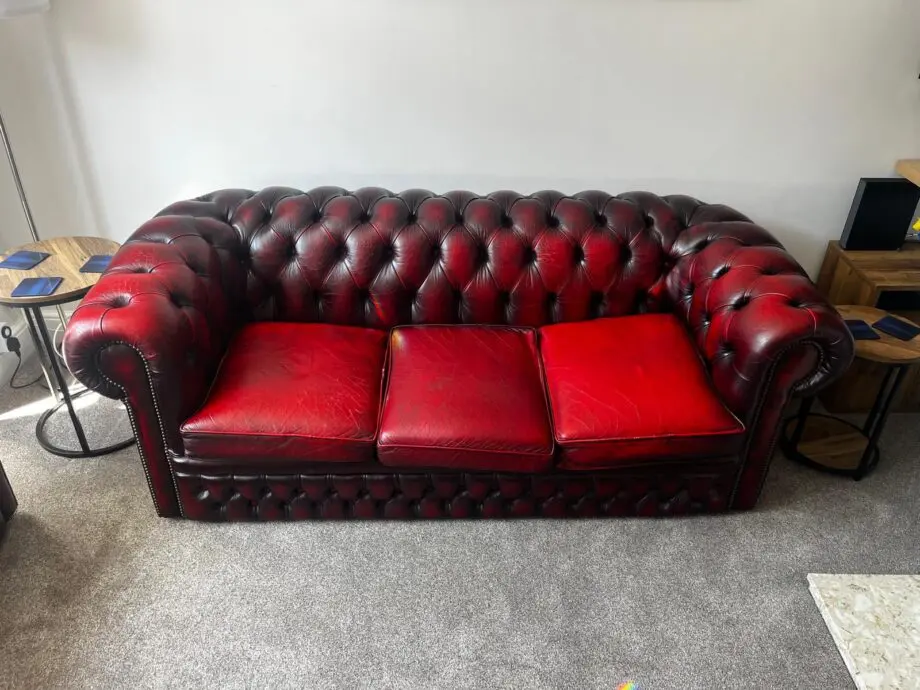 2 and 3 seater Chesterfield sofas in red leather