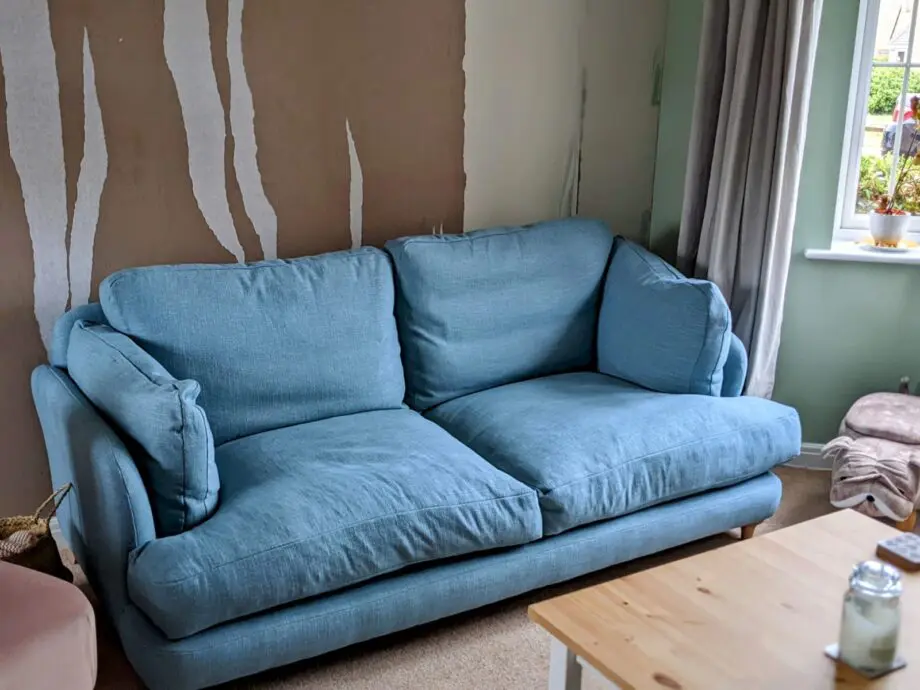 Medium Smithy Sofa in Blue Bunting Clever Laundere d Linen