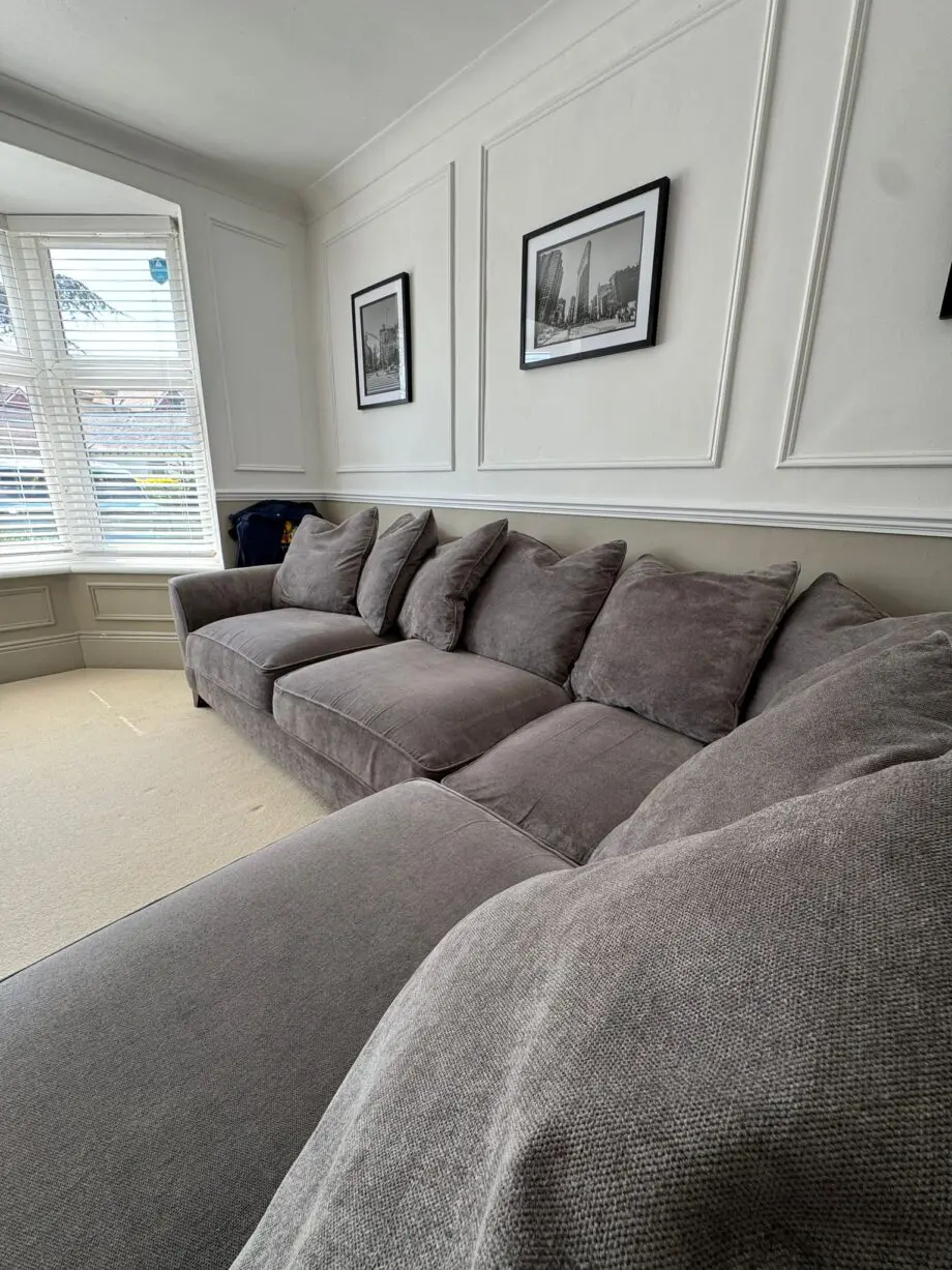 Furniture Village Legend Classic Back Fabric Corner Sofa RRP: £1795