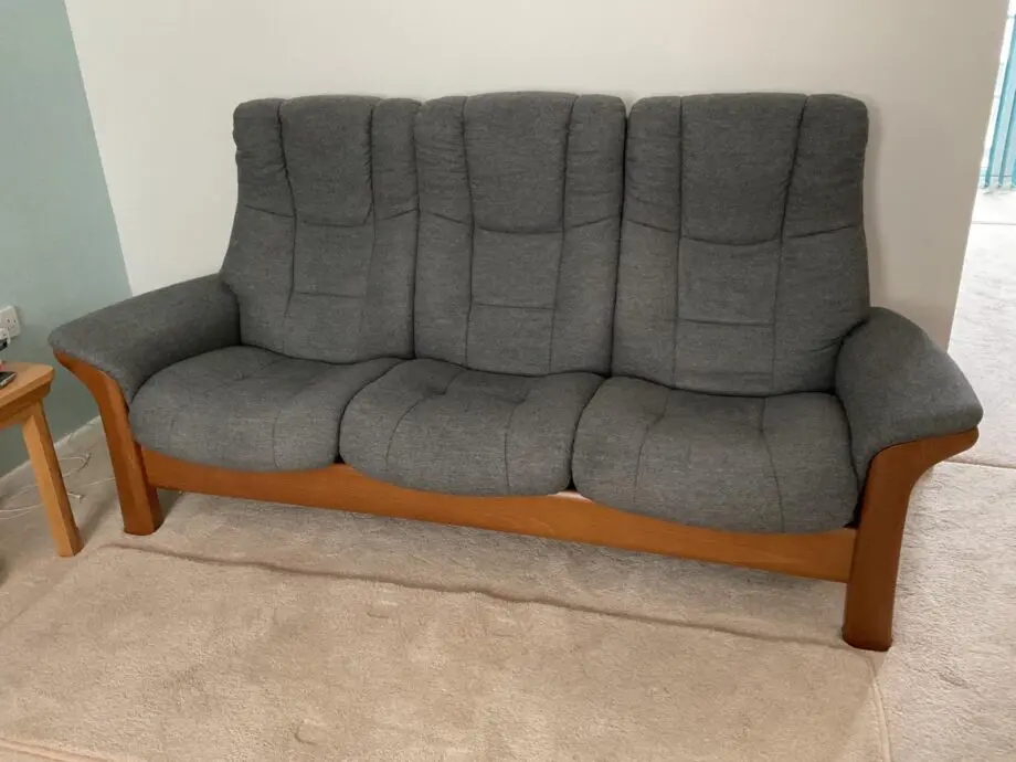 Stresses solid teak 3seater