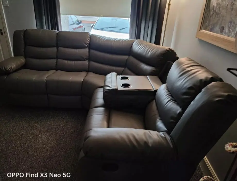 Black Leather Sofa || Recliner Corner Sofa Pull Down Cup Holder