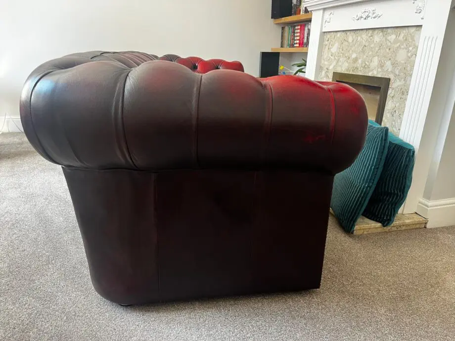 2 and 3 seater Chesterfield sofas in red leather