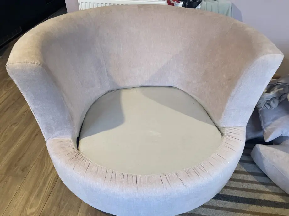 DFS Freya Large Swivel Chair - Old Rose Colour