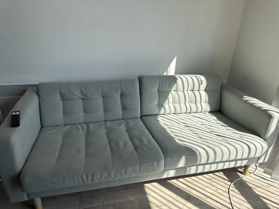 3 seats sofa