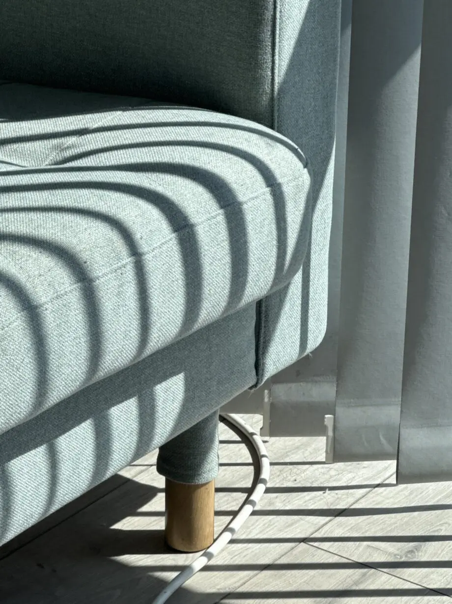 3 seats sofa